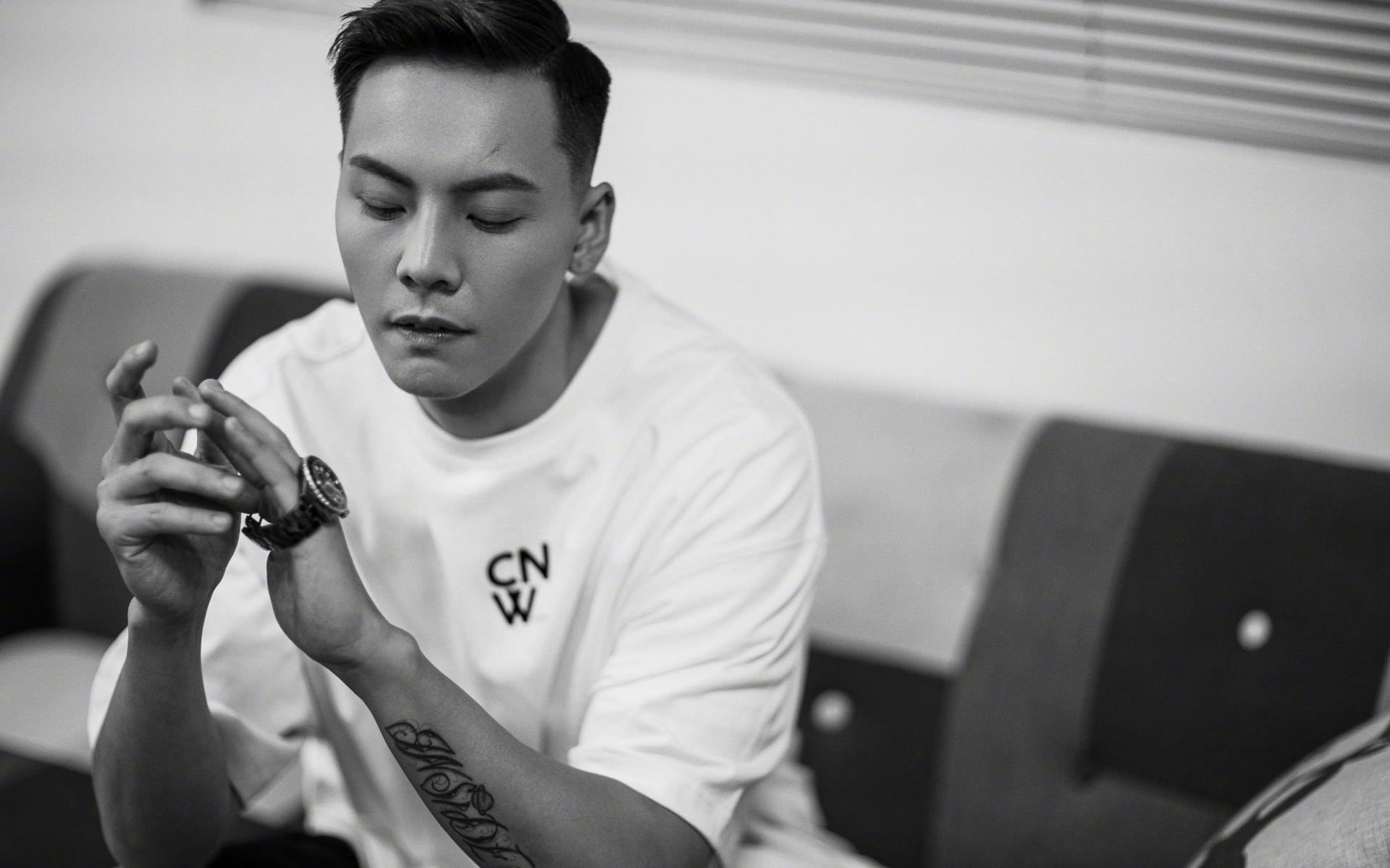 开云体育app入口-波兰仰泳选手技术细腻,波兰游泳队员刚到东京就要回国